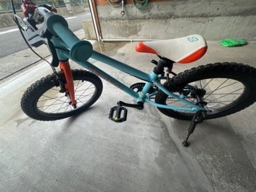 18インチ　ヨツバサイクルほぼ新品