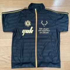 ※値下げ※yukジャージ上のみ　ブラックゴールド140サイズ