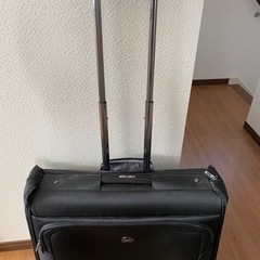 Delsey デルセー　スーツケースの画像