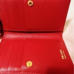 プラダ折り財布/Pradaの画像