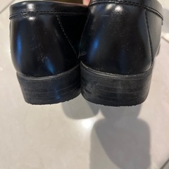 黒ローファー　通学に最適の画像