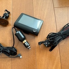 ドライブレコーダー　3カメラ
