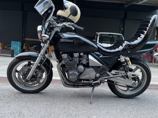 ゼファーの外装