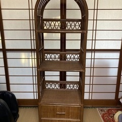 籐の棚　150円で譲ります
