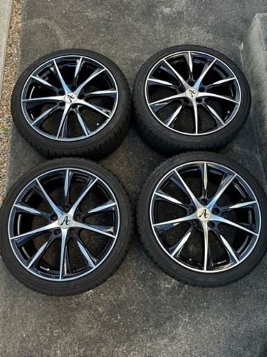 アルミ19インチ、スタッドレスタイヤ