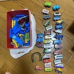 カプセルプラレール　値下げ　500円　トーマス