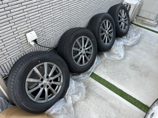 スタッドレスタイヤ アルファード ヴェルファイア