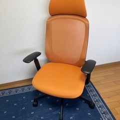 デスクチェア　オカムラ　シルフィー　オレンジ　ヘッドセット付