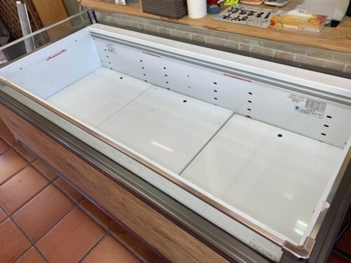中古　業務用オープンショーケース
