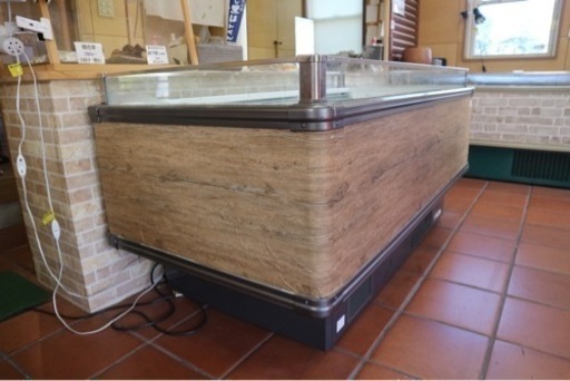 中古　業務用オープンショーケース