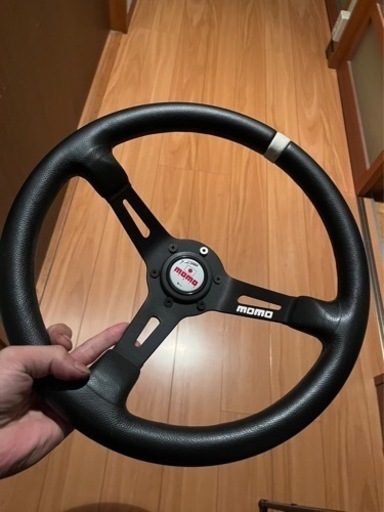 momo ステアリング ディープコーン
