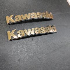 🔶カワサキ‼️金色タンクエンブレム純正の画像