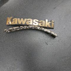 🔶カワサキ‼️金色タンクエンブレム純正の画像