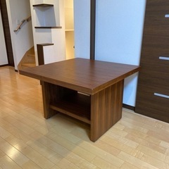 【ACTUS（アクタス）】正方形ダイニングテーブル（天然木ウォー...