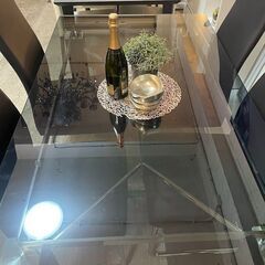 ダイニング5点セット　黒のガラステーブル