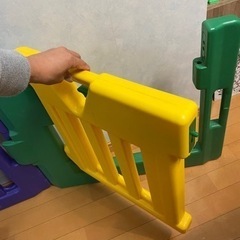 日本育児　ミュージカルキッズランド　ベビーサークル6枚！の画像