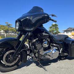 Harley-Davidson ツーリングモデル FLHXストリ...
