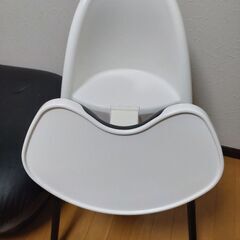ベビービョルン　ハイチェア　BabyBjorn ベルトなし　離乳食　椅子　ベビー　の画像