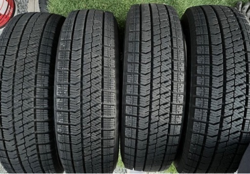 2021年製VRX2スタッドレス155/65R14ダイハツ純正アルミ