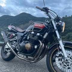 3/7現在あり。XJR400R セル1発　空冷　四スト　キャブ　旧車