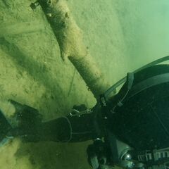 水中のことなら何でもおまかせ！　水中捜索・水中調査・水中清掃など - 寝屋川市