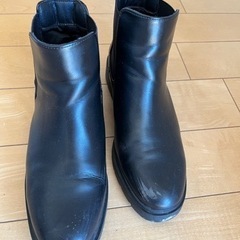 UNIQLO ユニクロ コンフィールタッチサイドゴアショートブーツの画像