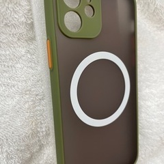 iPhone12 ケース　オリーブの画像