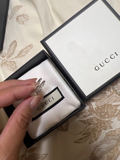 GUCCIリング