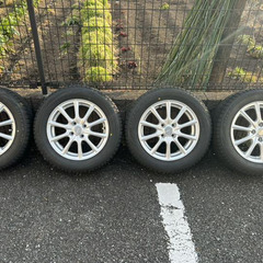 スタッドレスタイヤ 185/60R15