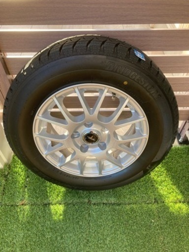 タイヤホイール付スタッドレスタイヤ4本ブリヂストン　195/65R15