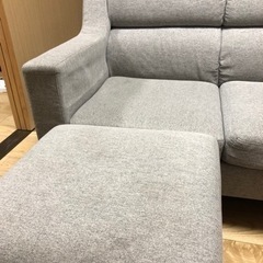 《成約済み》3人掛けソファ　オットマン付きの画像