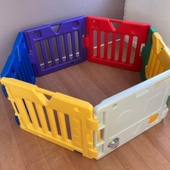 日本育児　ミュージカルキッズランド　ベビーサークル