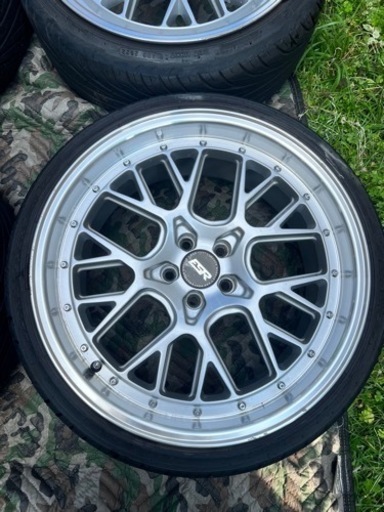 esrホイール 18インチ 8.5j +30 5h pcd100