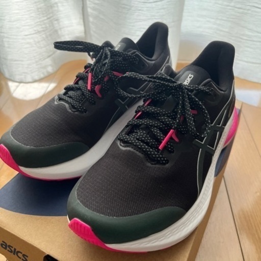 アシックス GT-2000 12 LITE-SHOW 23.5cm