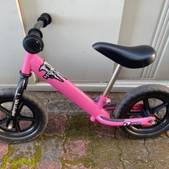 一時停止中。受け渡し予定有り  ストライダー差し上げます