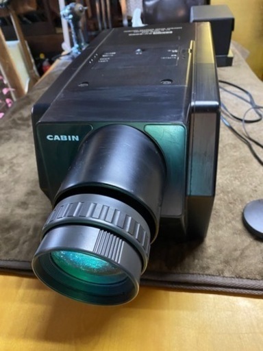 キャビン　液晶プロジェクター