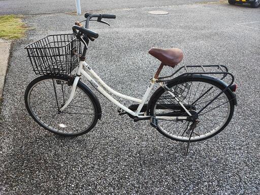 ママチャリ26インチ 前後輪タイヤ溝あり