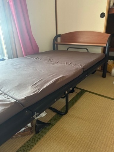 取引中　木製棚付きパイプベッド シングル ブラック 引出し無