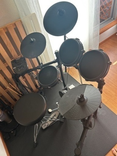 【取引中連絡取れない為再投稿】電子ドラム