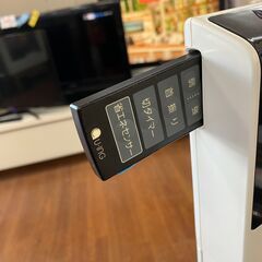 リサイクルショップどりーむ天保山店　No.10024　タワー型電気ヒーター♪　リモコン付き！　洗浄・動作確認済み！の画像