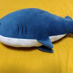サメのぬいぐるみ
