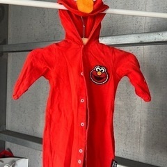  子供冬服　エルモロンパース50〜60cm