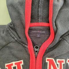 TOMMY HILFIGER アウターの画像