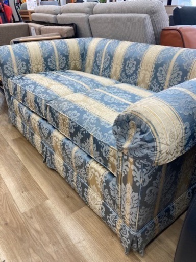 【トレファク高槻店】取りに来られる方限定！CENTURY FURNITURE　二人掛けソファのご紹介！
