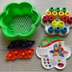 知育玩具3点の画像