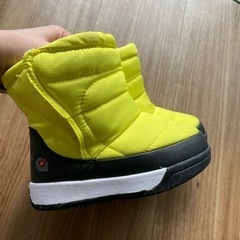 スノーブーツ　子供用　16センチの画像