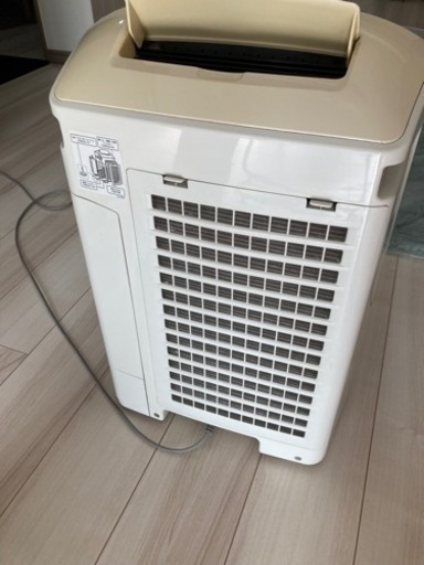 【新品未使用品】SHARP KC-B40-W 未使用 SHARP KC-B40-W 加湿空気清浄機 ホワイト シャープ KC