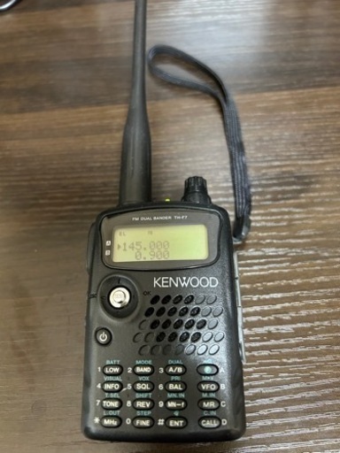 KENWOOD TH-F7 ハンディトランシーバー