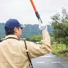 ≪うれしい自由シフト！≫週1日〜OK◎交通誘導のおしごと！！の画像