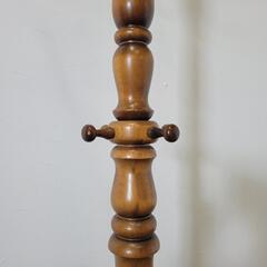 カリモク家具(karimoku)　コロニアルシリーズ　ポールハンガーの画像